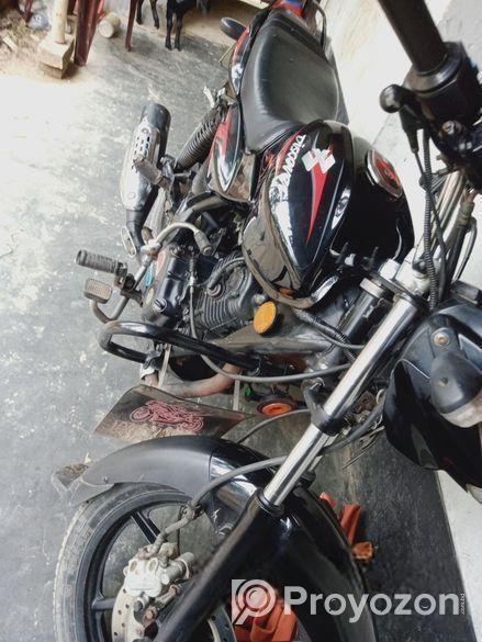 Bajaj Discover 125 Motorbik 2010