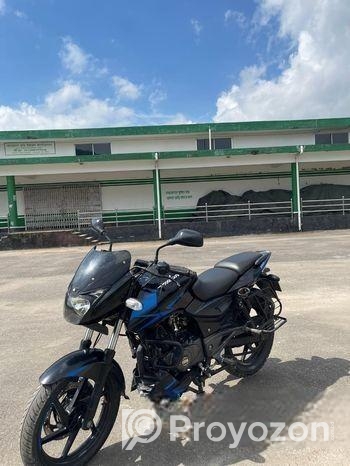 Bajaj Pulsar 150 . 2021