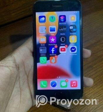 Apple iPhone 7 . (Used)