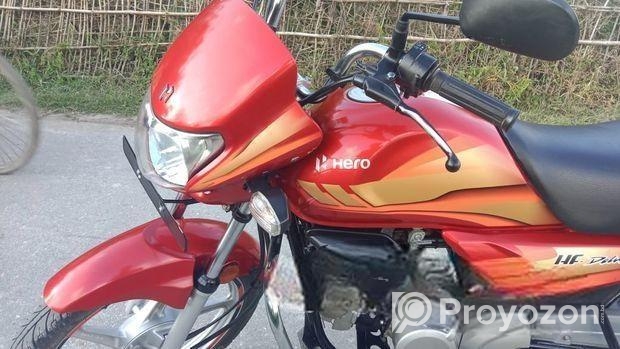 Hero HF Deluxe 2024