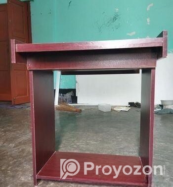 ৩টি কম্পিউটার টেবিল বিক্রয় করা হইবে।