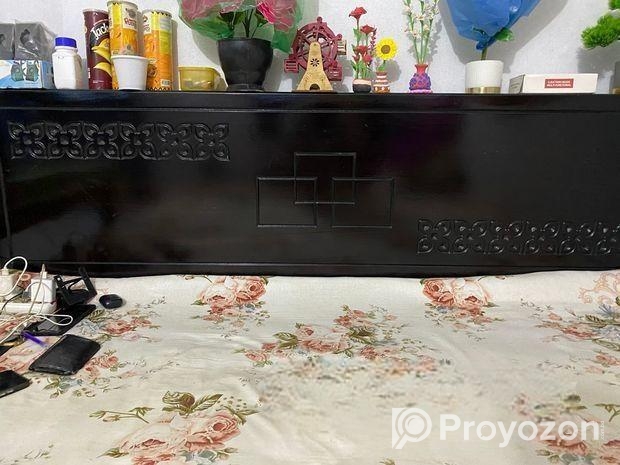 মালয়সিয়ান বোর্ড সেমি বক্স খাট