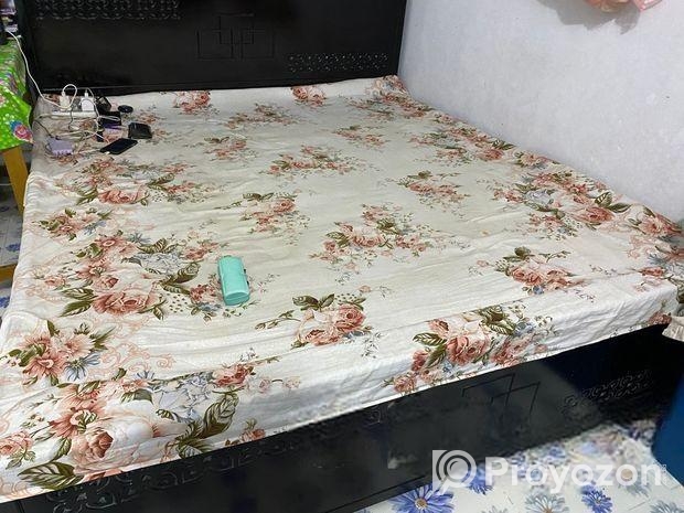 মালয়সিয়ান বোর্ড সেমি বক্স খাট