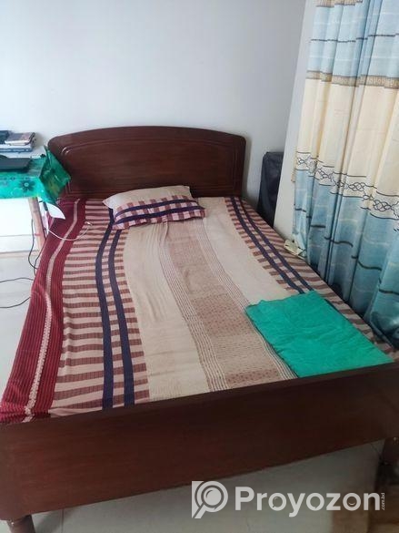 খাট বিক্রয় (তোষক, বালিশ সহ)