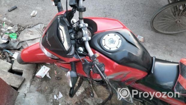 Honda Hornet 2019