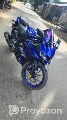 Yamaha R15 V3 Movistar . 2022