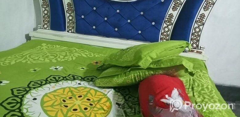 একদম নতুন খাটের মত