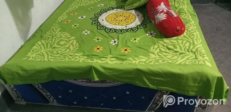 একদম নতুন খাটের মত