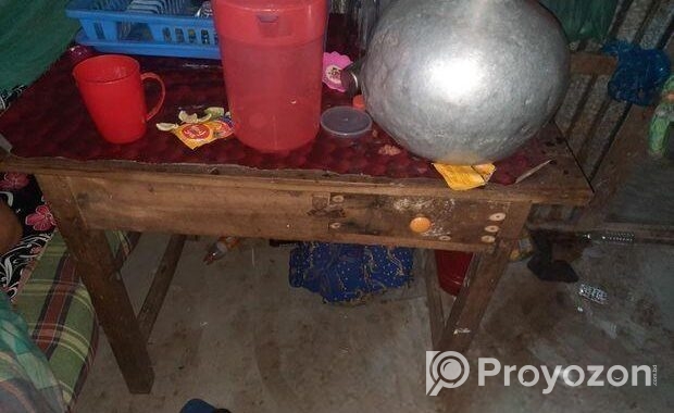 টেবিল বিক্রি