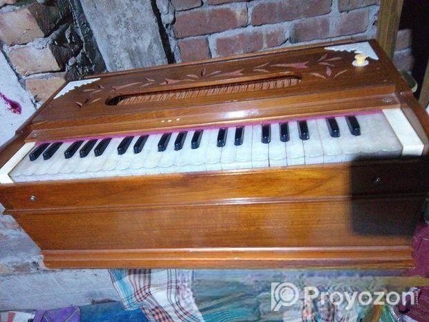 Bikrir jono harmoneiom sell