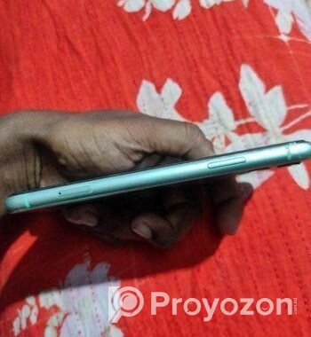 Apple iPhone 11 (Used)