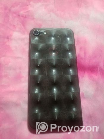 Apple iPhone 7 (Used)