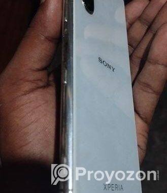 Sony Xperia 5 IV ফোনটি চলমান রয়েছে। (Used)