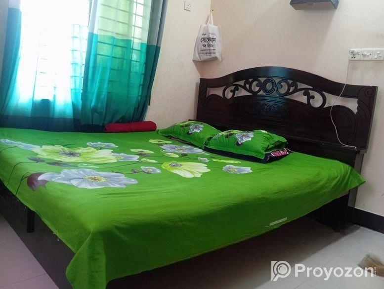 সেমি বক্স খাট