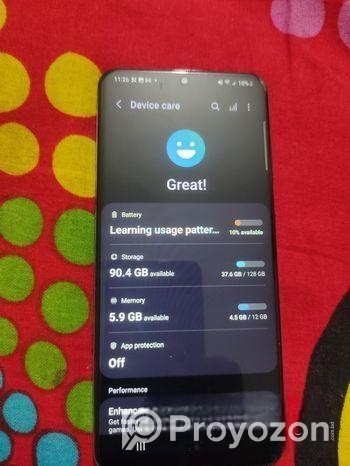 Samsung Galaxy S20 . (Used)