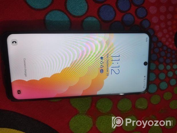 Samsung Galaxy S20 . (Used)