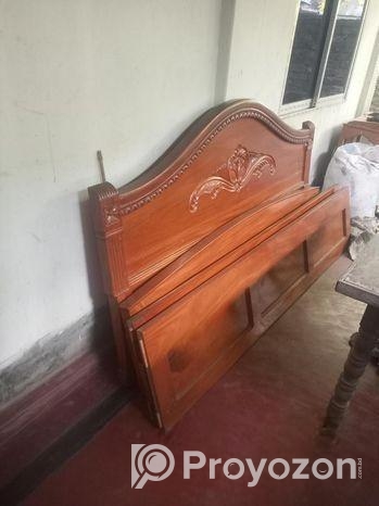 মেহগনির পিওর সার কাঠের বক্স খাট।