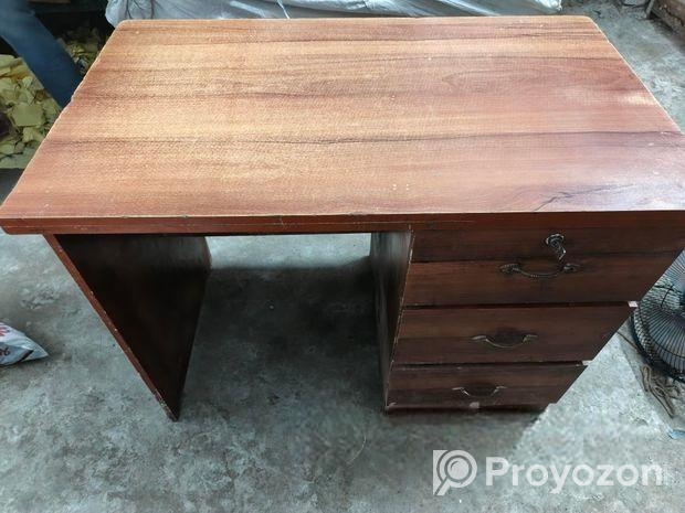 অফিস কেবিনেট টেবিল