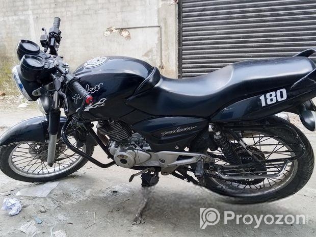 Bajaj Pulsar 180 2003