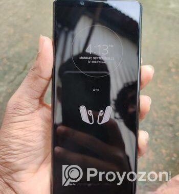 Sony experia 1 mark 2 (Used)