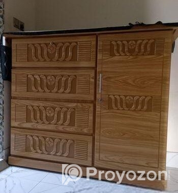 একডম ফ্রেশ কন্ডিশন এর ওয়ারড্রব