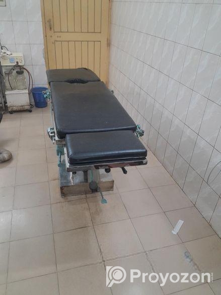 অপারেশন টেবিল