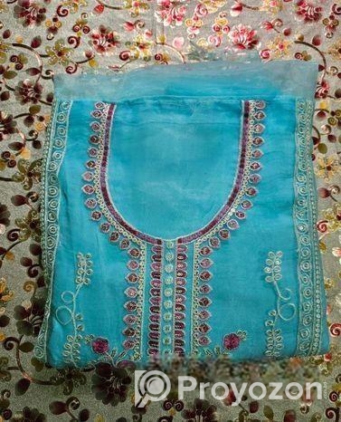 টিস্যু থ্রি পিস