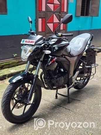 Suzuki Gixxer Monotone নতুন ৪ মাস বয়স 2025