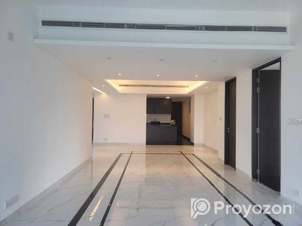 6500 SqFt(5Bed-4Parking) New Duplex Apartment