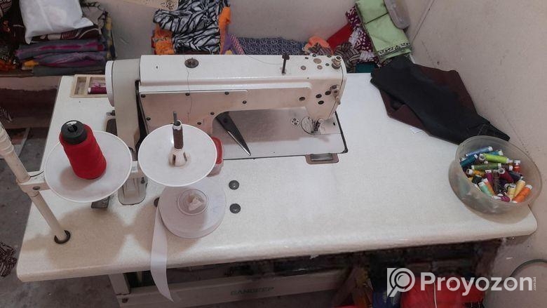 সেলাই মেশিন