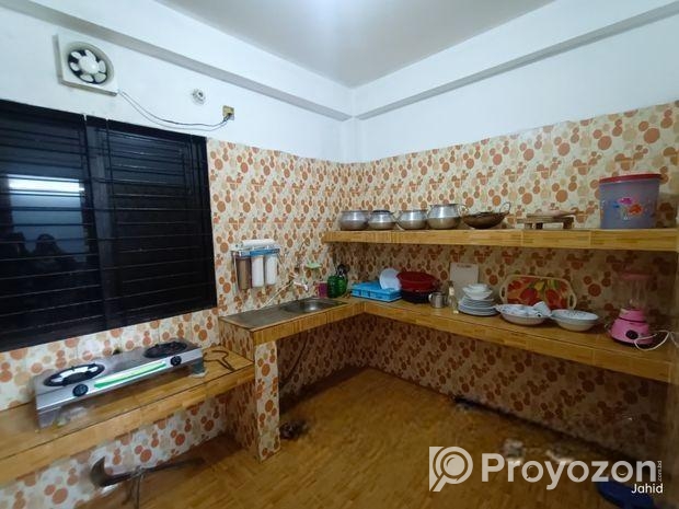 ফার্নিচার সহ বাসা ভাড়া দেওয়া হবে।