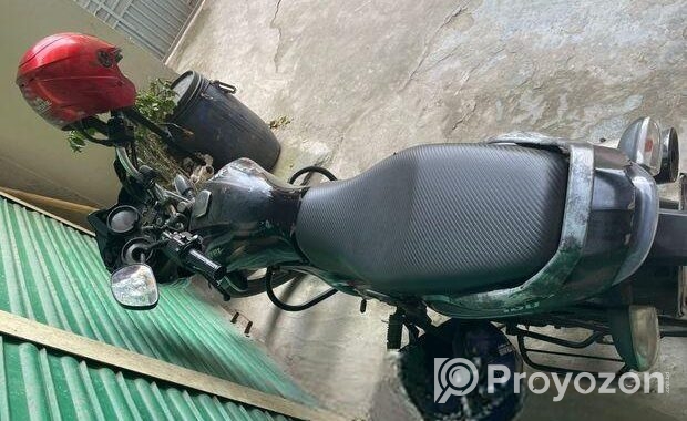 Bajaj Discover 100 . 2012