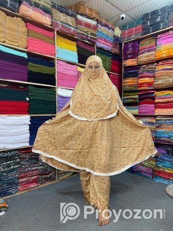 লিলেন কাপরের সেট খিমার।