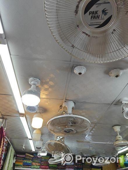 চারটি ফ্যান বিক্রি হবে