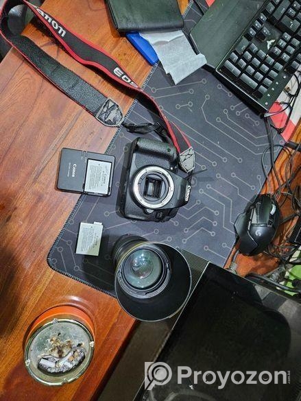 Canon 700d || 75-300 Mm Zoom Lanc