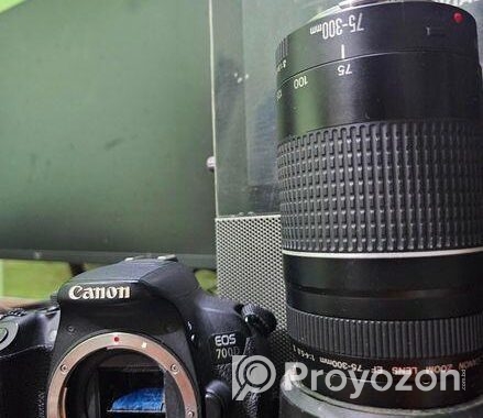 Canon 700d || 75-300 Mm Zoom Lanc
