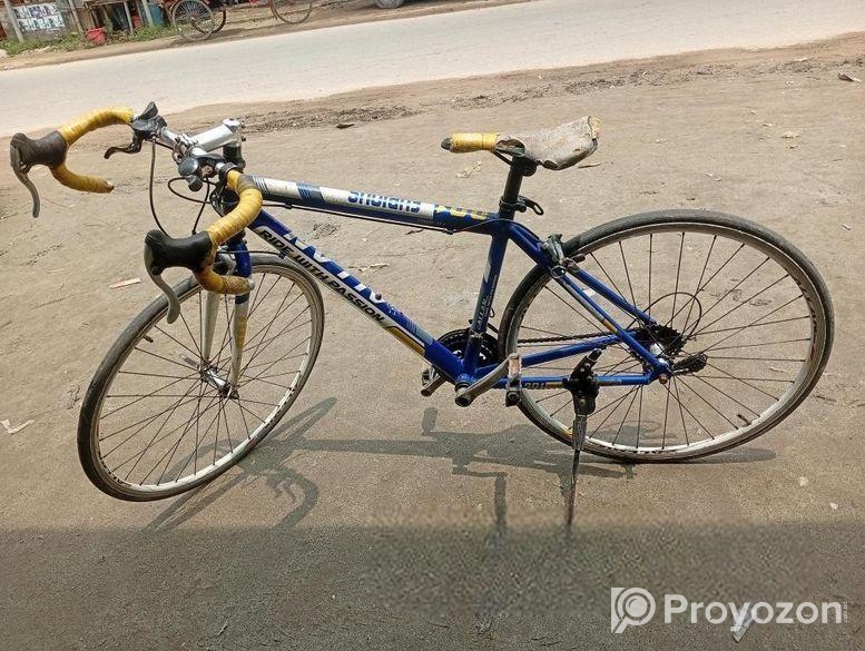 চিকন চাকার রেসিং সাইকেল,