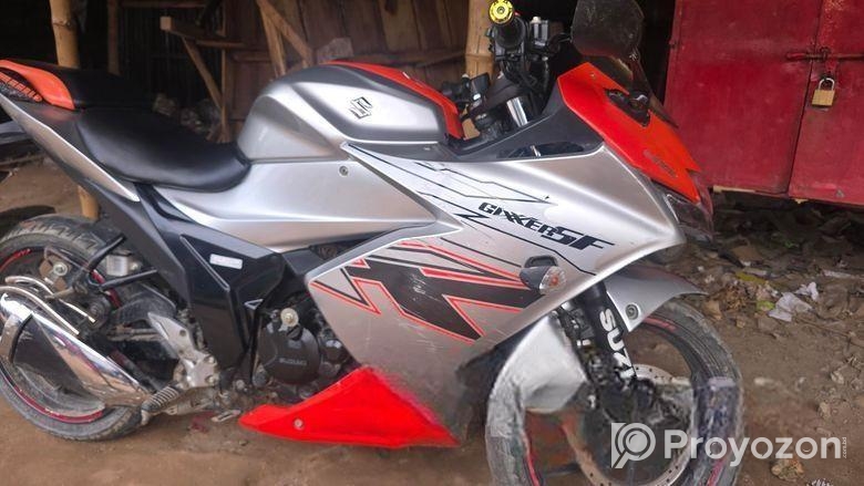 Suzuki Gixxer SF . 2021