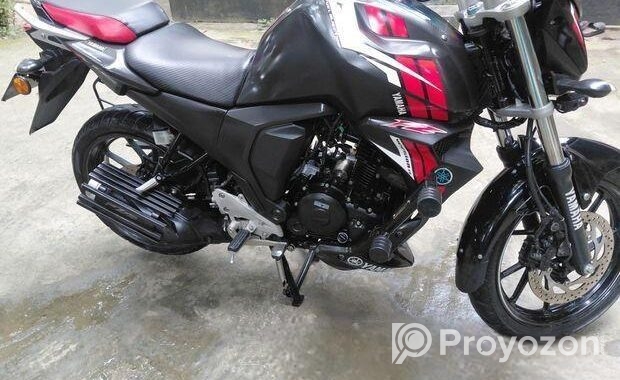 Yamaha FZs V2 . 2023
