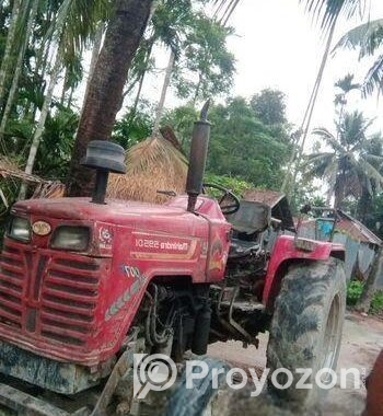 Mahindra Tructor