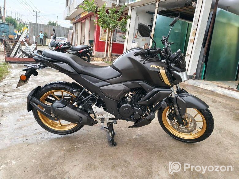 Yamaha Fzs V4 BS 7 fast malik 2025