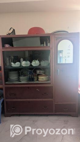 ১ টি র‍্যাক, আলমারি, শোকেস বিক্রয় হবে