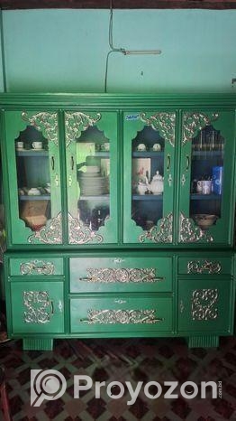 ওয়াল শুকেস