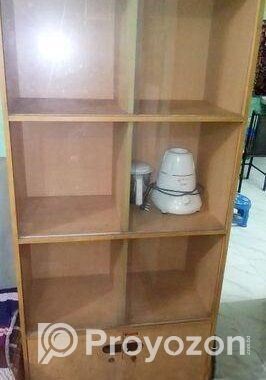 শোকেস বিক্রি হবে