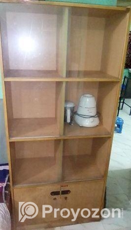 শোকেস বিক্রি হবে