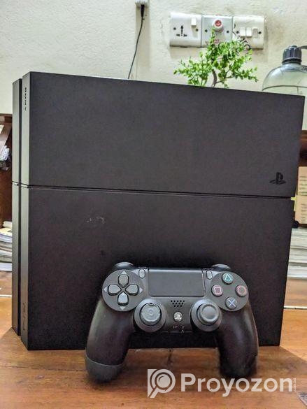 Ps4 Fat 1200 Model up For Sell