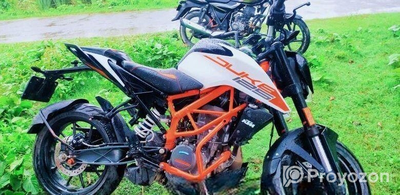 KTM Duke 125 ` 2022