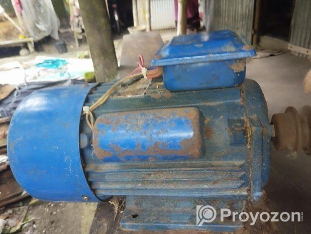 খড়কুটো মেশিন