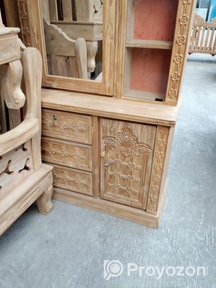 চিটাগাং সেগুন কাঠের ডেসিন টেবিল ভিতরে। গাধার কাঠ হাতে বার্নিস