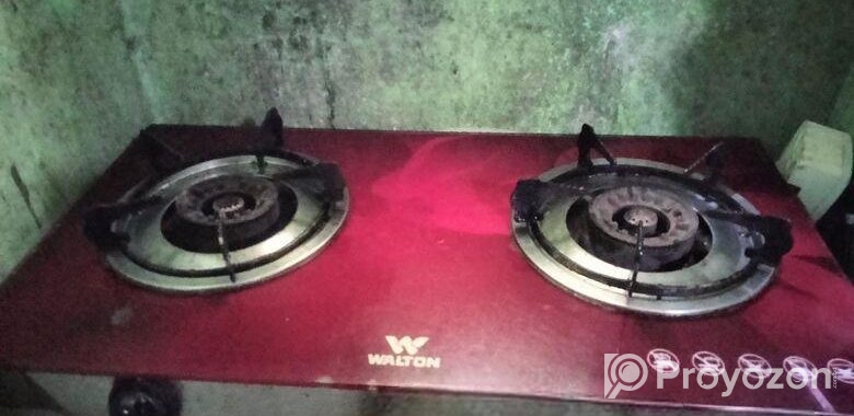 Watton Gass Stove And Cylinder